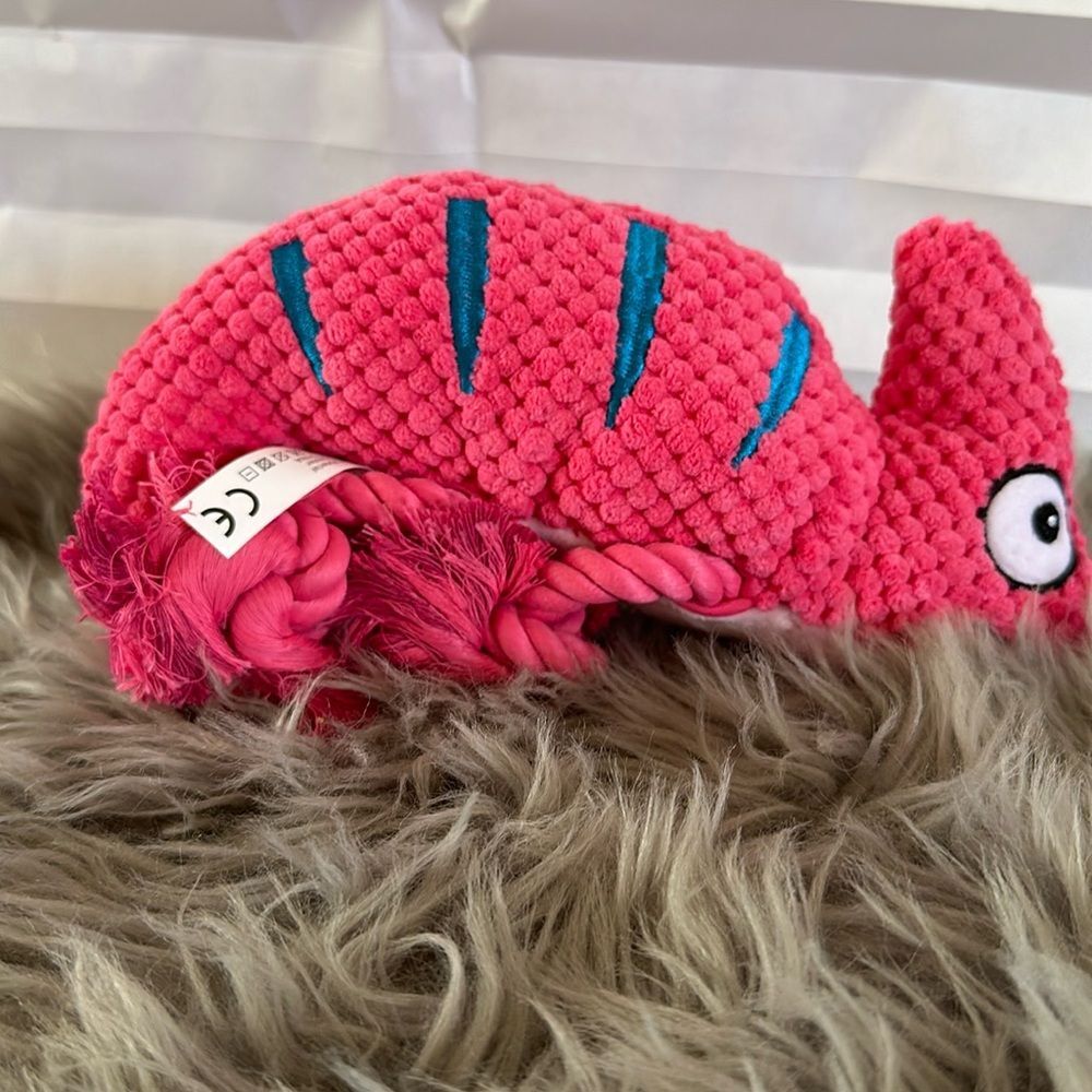 Iguana Plush dog Toy with Squeaker and Rope Legs Hot Pink